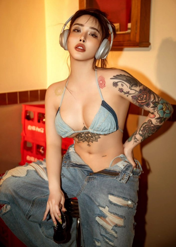 宋昱欣 微密圈写真合集（持续更新）